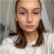 Bonjour ! Je suis étudiante en L1 Staps à Nancy, et je recherche un job étudiant ou je pourrai offrir des cours niveau collège
